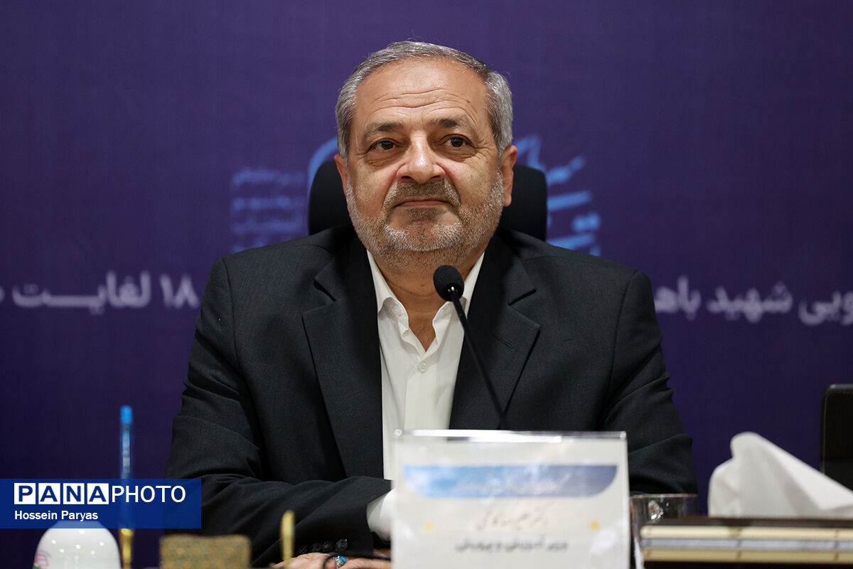 معماری برنامه‌های پرورشی و فرهنگی مبتنی بر مدرسه ‌طراحی شود