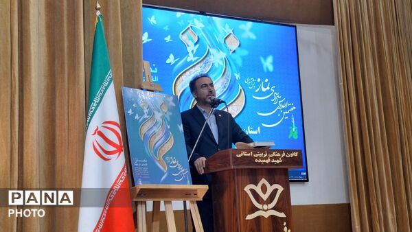 اختتامیه هفتمین اجلاس سراسری نماز دانش‌آموزی استان البرز  درکانون شهید فهمیده کرج 