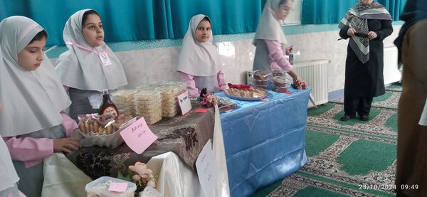 برپایی غرفه‌های دانش‌آموزی با هدف آشنایی با خرید فروش 