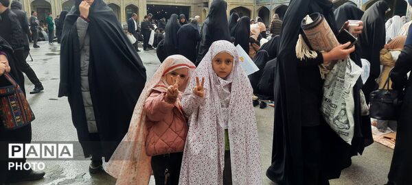 نماز باشکوه فطر در شهرکرد 