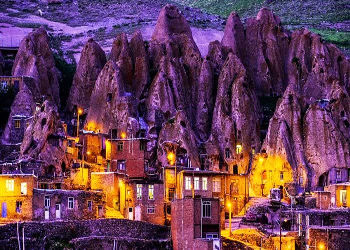 بازدید ۱۳۰ هزار گردشگر از کندوان در نوروز ۱۴۰۴