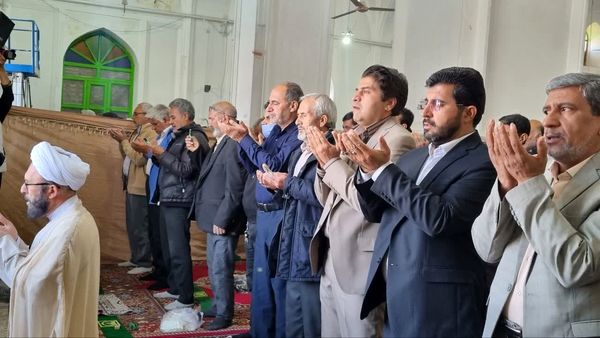 شکوه اقامه نماز عید‌ فطر در سراسر استان کرمان