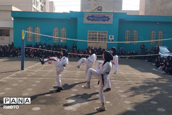 گرامیداشت هفته تربیت بدنی در مدارس؛ دکتر رزمی، آرمینه مصلی نژاد و طواف و معماریان شهرری