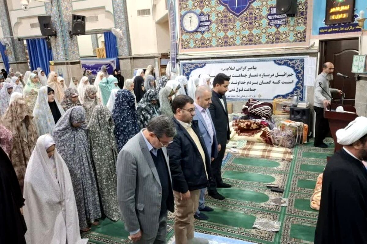 ۵۳۹۱ دانش‌آموز شهریاری در آیین معنوی اعتکاف شرکت کردند