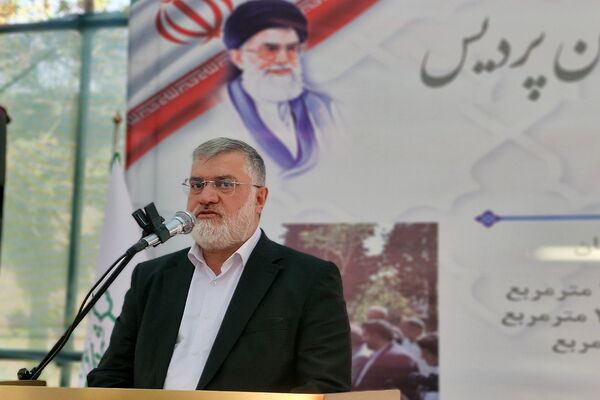 آیین خشت گذاری و افتتاح مدارس در منطقه پردیس با حضور استاندار تهران و مدیر کل شهرستانهای استان تهران 