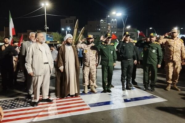 وقتی پاکدشت به میدان اقتدار آمد؛ رژه جانفدایان در قاب شکوه