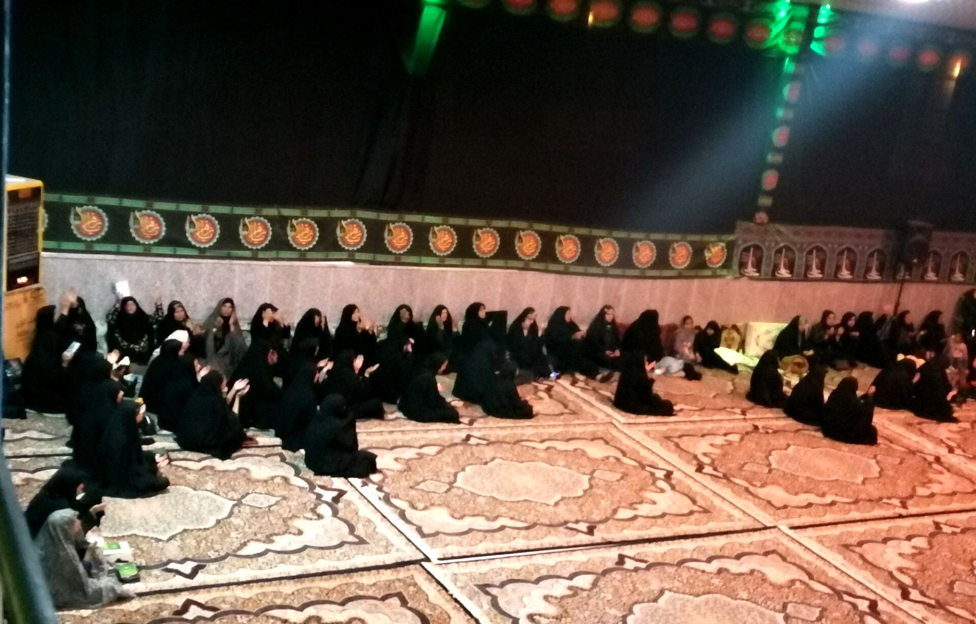 مراسم احیاء بیست و یکم در حسینیه حسینی روستا ارغا شهرستان خلیل آباد