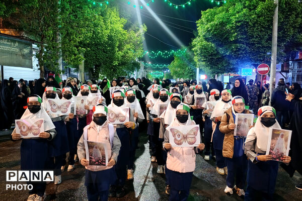 همایش دختران جان‌فدای آباده در میدان مقاومت