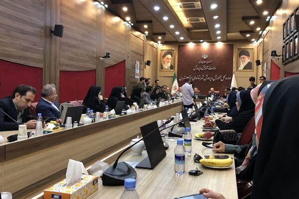 مراسم تقدیر از سفیران مدرسه سازی در اداره کل آموزش و پرورش شهرستانهای استان تهران 