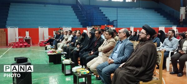 اعزام کاروان تجهیزات ورزشی و بهداشتی «مهر با نشاط» به مدارس قم