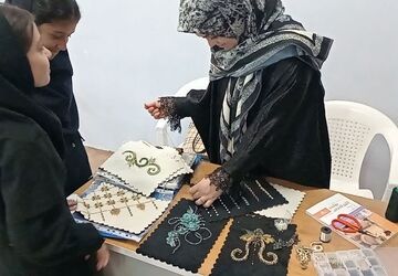 اجرای طرح ملی «هر دانش‌آموز، یک مهارت» در دبیرستان فرهنگیان ناحیه هفت مشهد