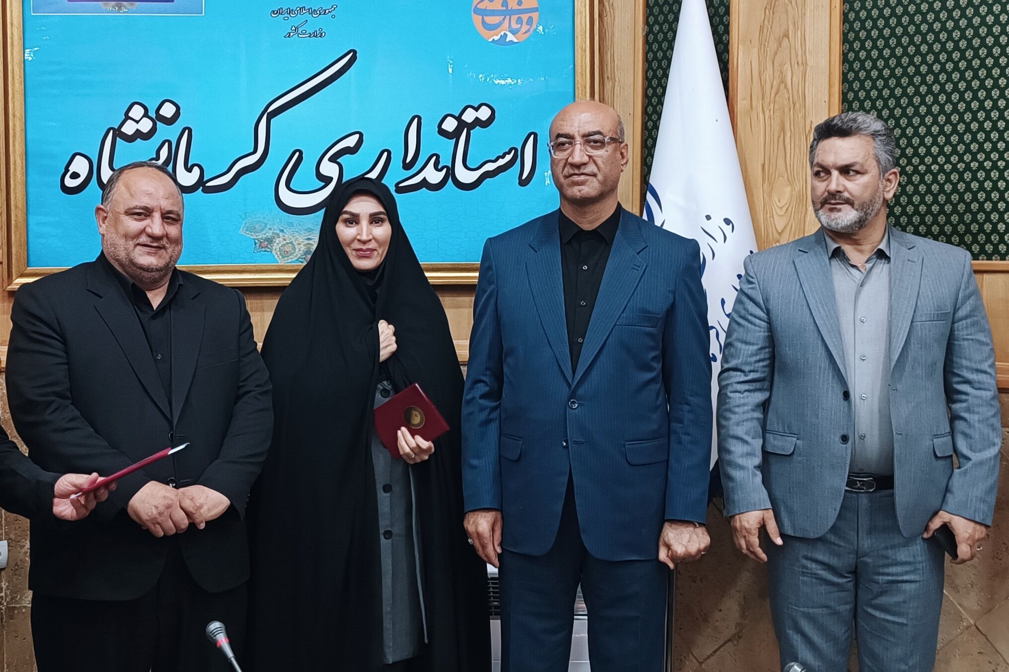 استاندار کرمانشاه از فعالان رسانه در دوران جنگ تحمیلی تقدیر کرد