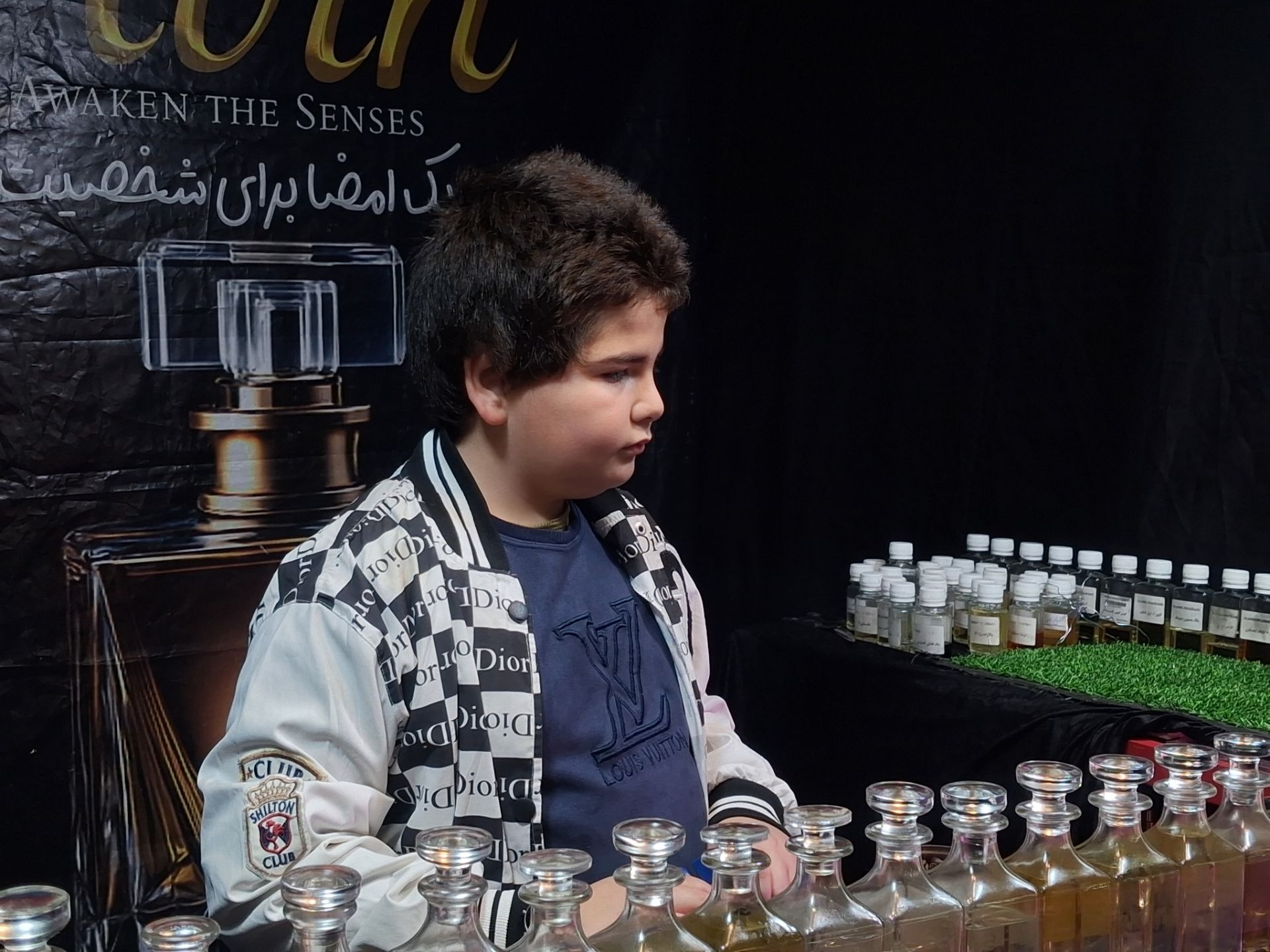 نمایشگاه عرضه مستقیم کالا ،سوغات و هدایا، صنایع دستی در شهرستان کاشمر 