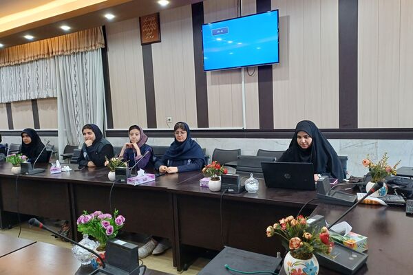 مراسم تجلیل از دانش آموز خبرنگاران پانا ناحیه 3 شیراز
