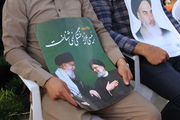 برنامه تلویزیونی محفل قرآنی خــادم الرضــا