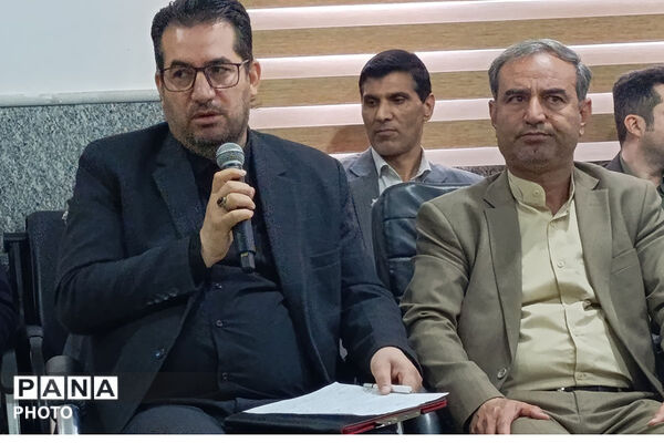 دیدار نماینده ولی فقه با کارکنان آموزش پرورش خراسان شمالی به مناسبت هفته معلم 