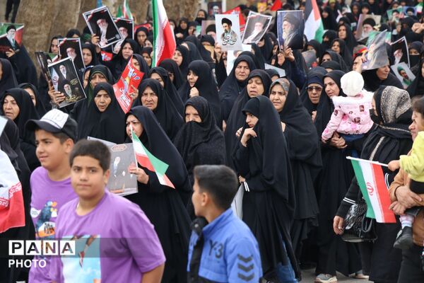 راهپیمایی روز قدس در شهر گلباف