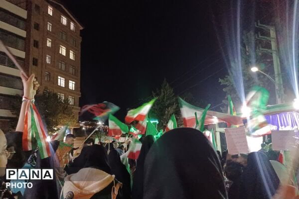 ستون این انقلاب، ایستادگی مردم در ۸۰ شب کف میدان 