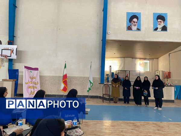 حضور دانش آموزان دبیرستان ۱۵خرداد در اردوی راهیان پیشرفت 