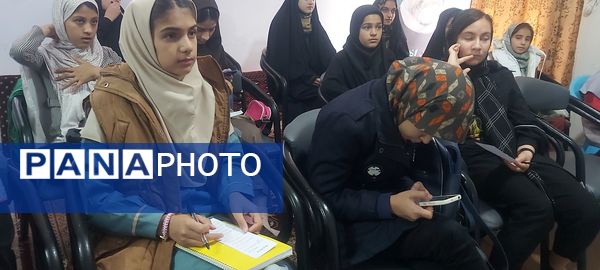 کارگاه هم‌اندیشی دختران خبرنگار پانا خلیل آباد 