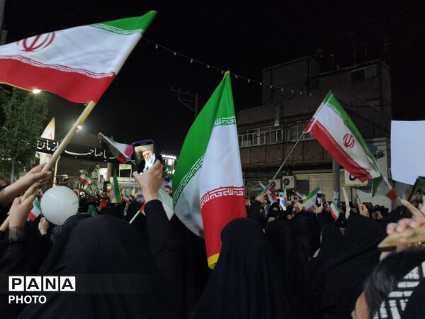 خروش سرخس در شب بیست و چهارم
