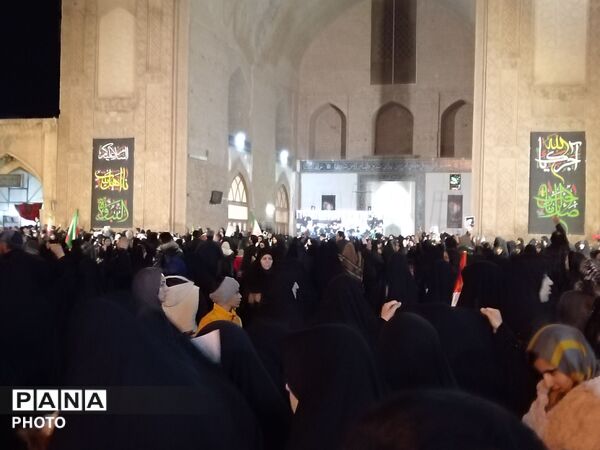 خروش مردم بصیر و عزادار شهرستان نیشابور در چهارمین روز از عزای سالار شهیدان انقلاب اسلامی 