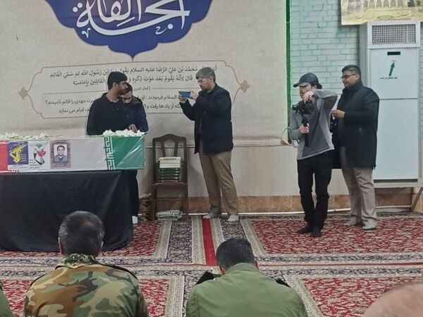 مراسم تشییع پیکر پاک شهید علی‌اصغر آدینه، صحنه‌ای از شکوه ایمان و وفاداری