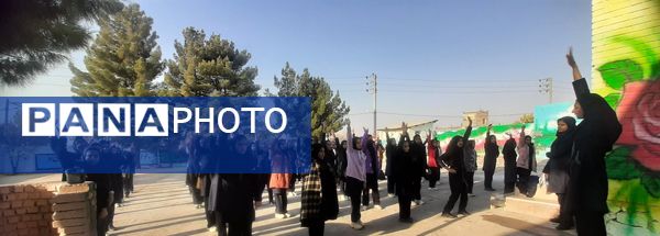 صبحگاه دبیرستان دخترانه دوره اول پروین اعتصامی  روستای انداد