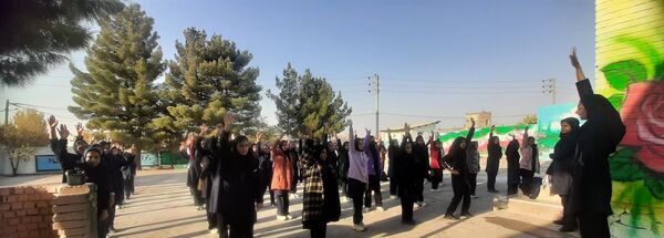 صبحگاه دبیرستان دخترانه دوره اول پروین اعتصامی  روستای انداد
