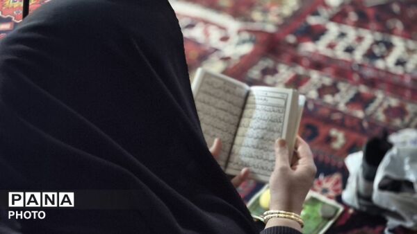 فارسان سیاه‌پوش محرم شد