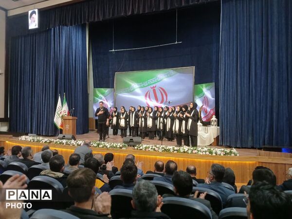 گرامیداشت هفته امور تربیتی و تربیت اسلامی در گلستان