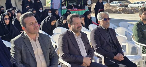 برگزاری یادواره «لاله‌های روشن» در دبیرستان مهدیه