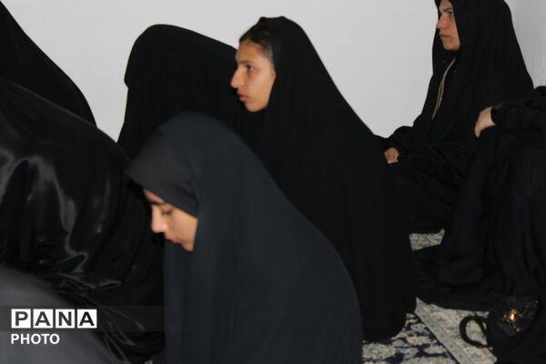 نشست فرهنگی-معنوی هیئت دانش‌آموزی انصار‌المهدی (عج)