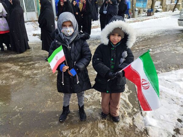راهپیمایی یوم الله ۲۲ بهمن در شهر راز