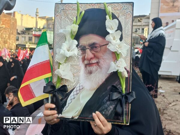حماسه میلیونی تهران؛ وداعی که تاریخ را رقم زد