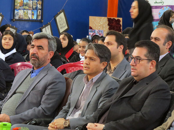  جشن مدرسه ای ایرانمون در دبیرستان شاهد آمنه شهرستان بجنورد 