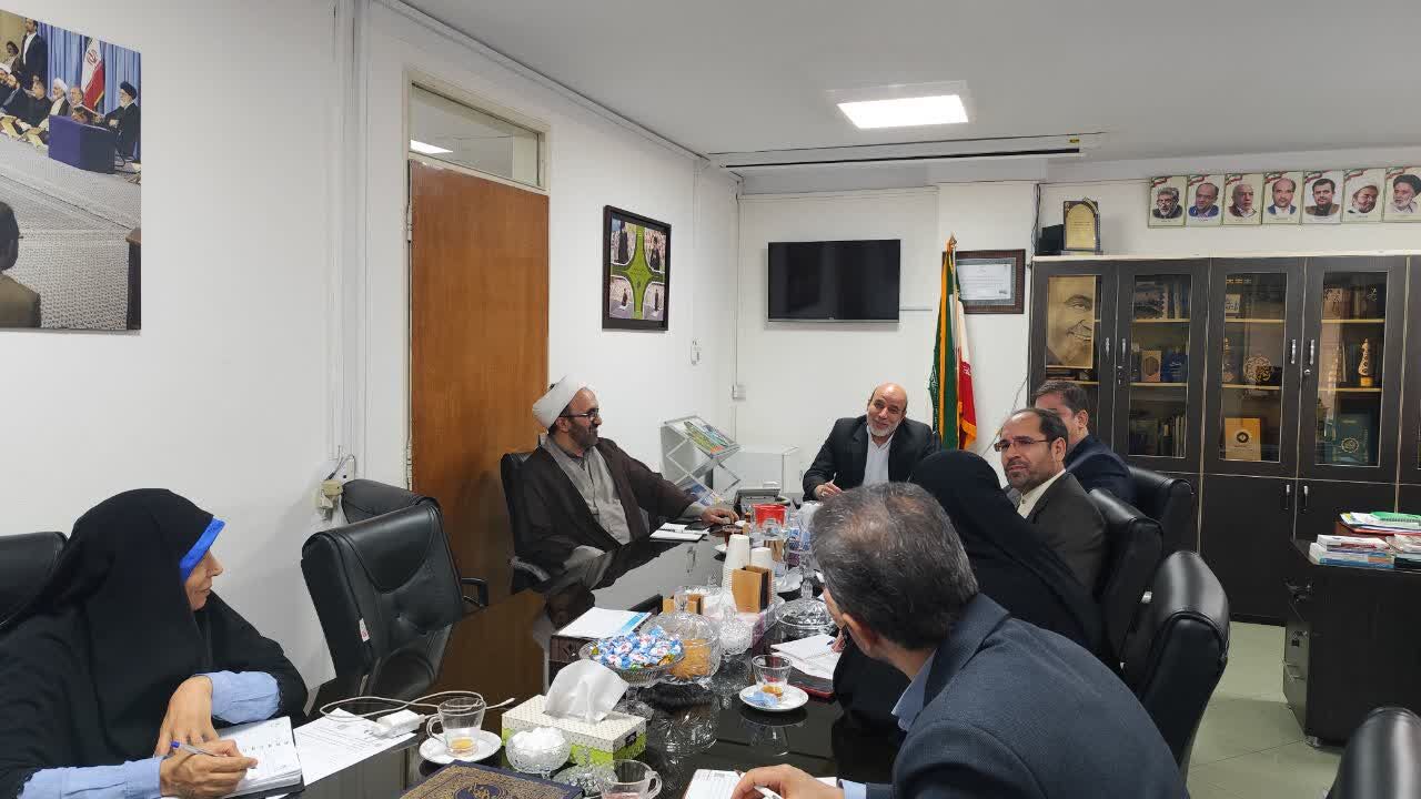 ترویج و تعمیق فرهنگ اقامه نماز در میان نسل نو برای پیشگیری از آسیب‌های اجتماعی یک ضرورت است
