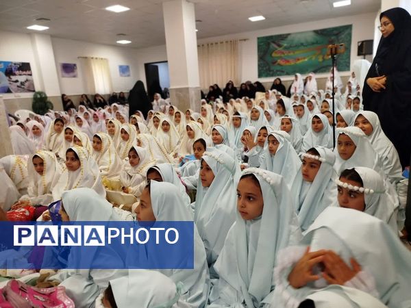 جشن تکلیف برای ۳۶۰ دانش‌آموز پایه سوم شهرستان فاروج