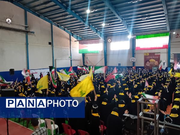 همایش هزار نفری یاوران مقاومت در خراسان شمالی