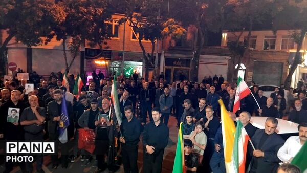 هم‌نوایی فرهنگیان و دانش‌آموزان اهر در سوگواره شبانه رهبر شهید