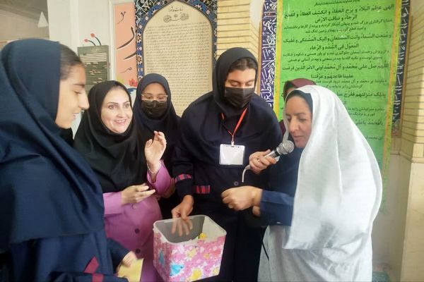 نماز در آموزشگاه فرشتگان، کلید خوش شانسی روزانه