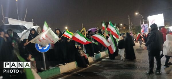 همه برای ایران جمع می‌شوند 