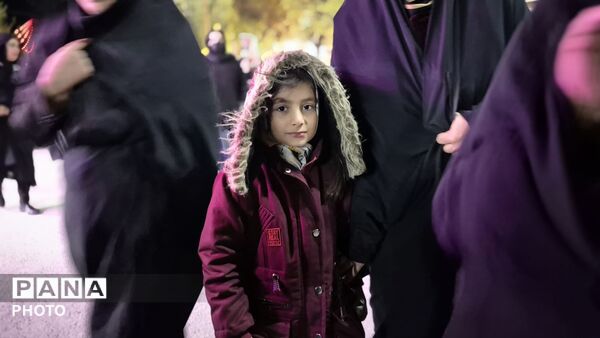 شبی متفاوت با فریادهای آیینی؛ گردهمایی باشکوه دوستداران سنت