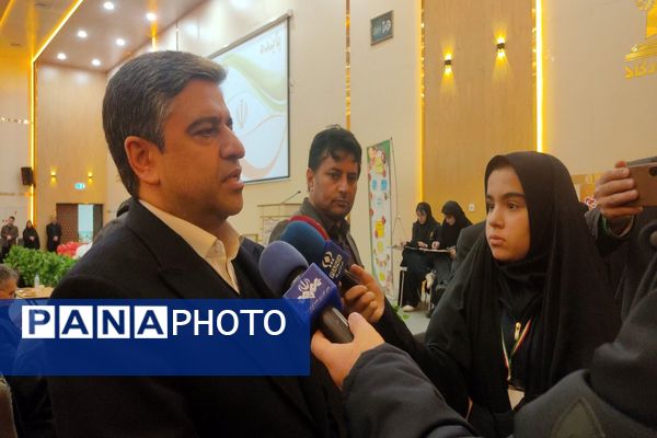 صدای زنگ انقلاب برای آغاز جشنی دوباره