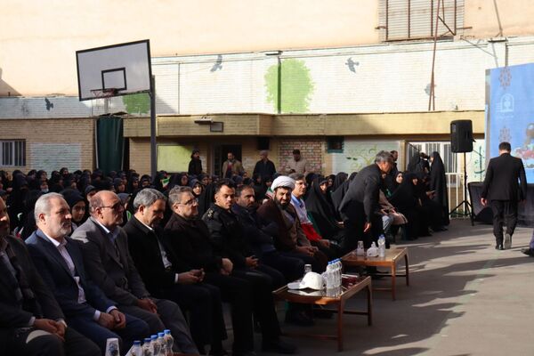 در دل این زمستان سخت و از پس سال‌ها، همچنان عطر آزادی به مشام می‌رسد