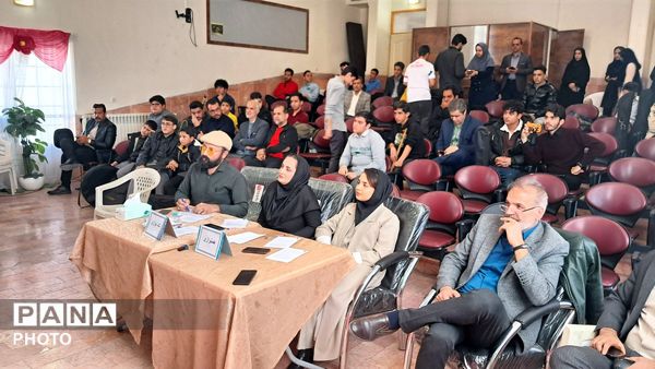 مسابقه هم نوازی، تک نوازی و آواز خوانی پسران در شهرستان کاشمر 