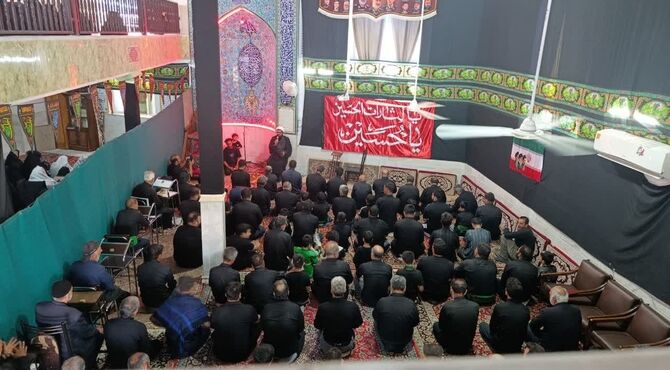 شکوه عزاداری حسینی در روستای مومن آباد قم
