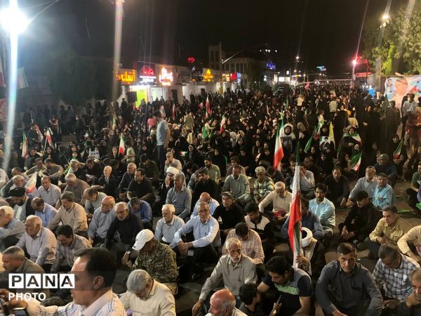 از تجمع تا ایستادگی؛ حضور مردم در چهارراه بعثت برای دفاع از ایران