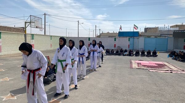 المپیاد ورزشی درون‌مدرسه‌ای در دبیرستان امید