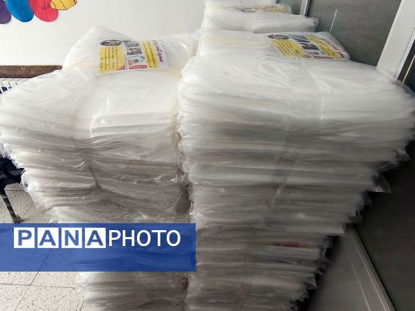 توزیع درپوش استاندارد دریچه کولر در دبستان شهید پسندیده فدافن 